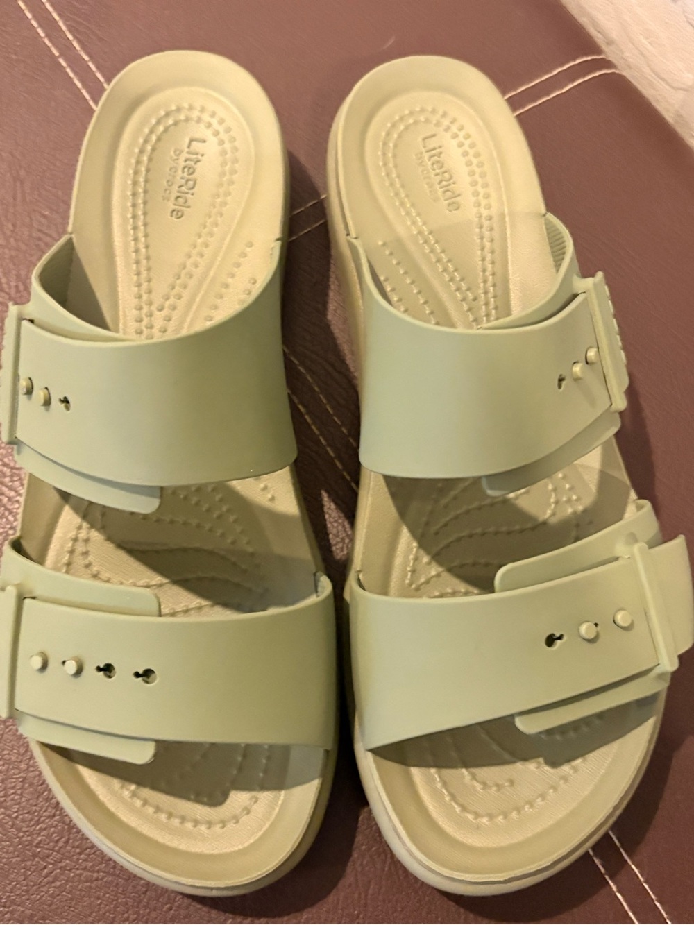 Women's Slide Sandals in Sage Green